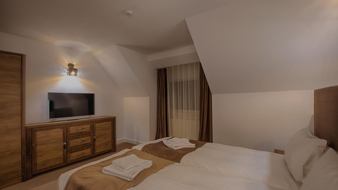 Mer Guest House B&B Brasov Ngoại thất bức ảnh