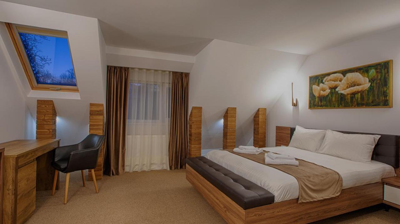 Mer Guest House B&B Brasov Ngoại thất bức ảnh